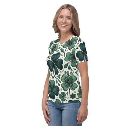 I'm on a clover mission this St. Paddy's - four leaves or bust Women's T-shirt