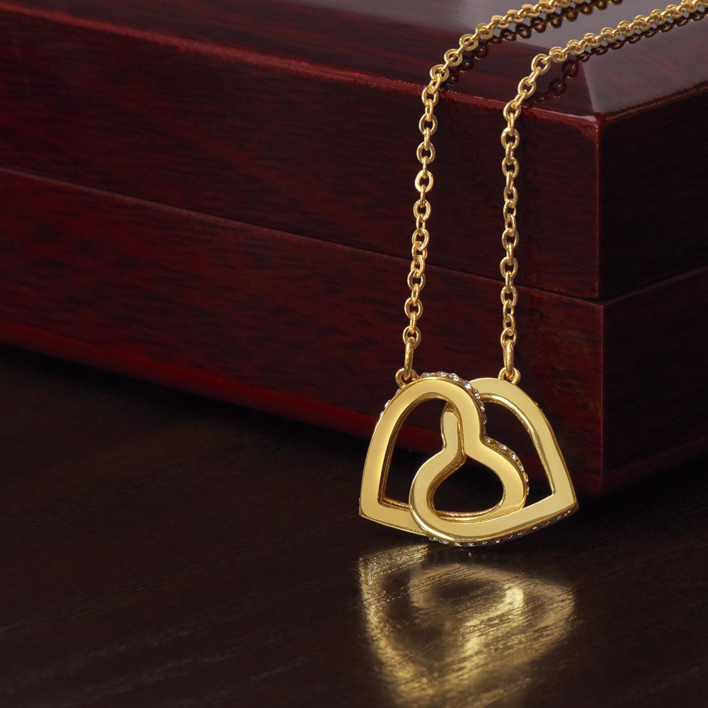 Jewelry - Hearts Entwined: Elegance In Every Link – Unlock Love With Our Interlocking Heart Necklace